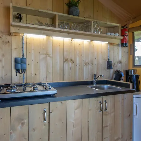 Safari Tent With Bathroom, On A In De Maasduinen * Arcen