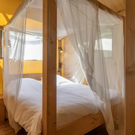 Safari Tent With Bathroom, On A In De Maasduinen